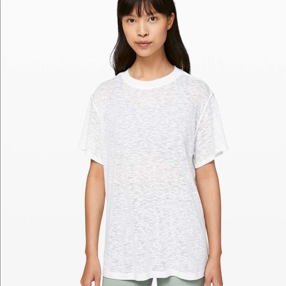 Lululemon all yours t white veil